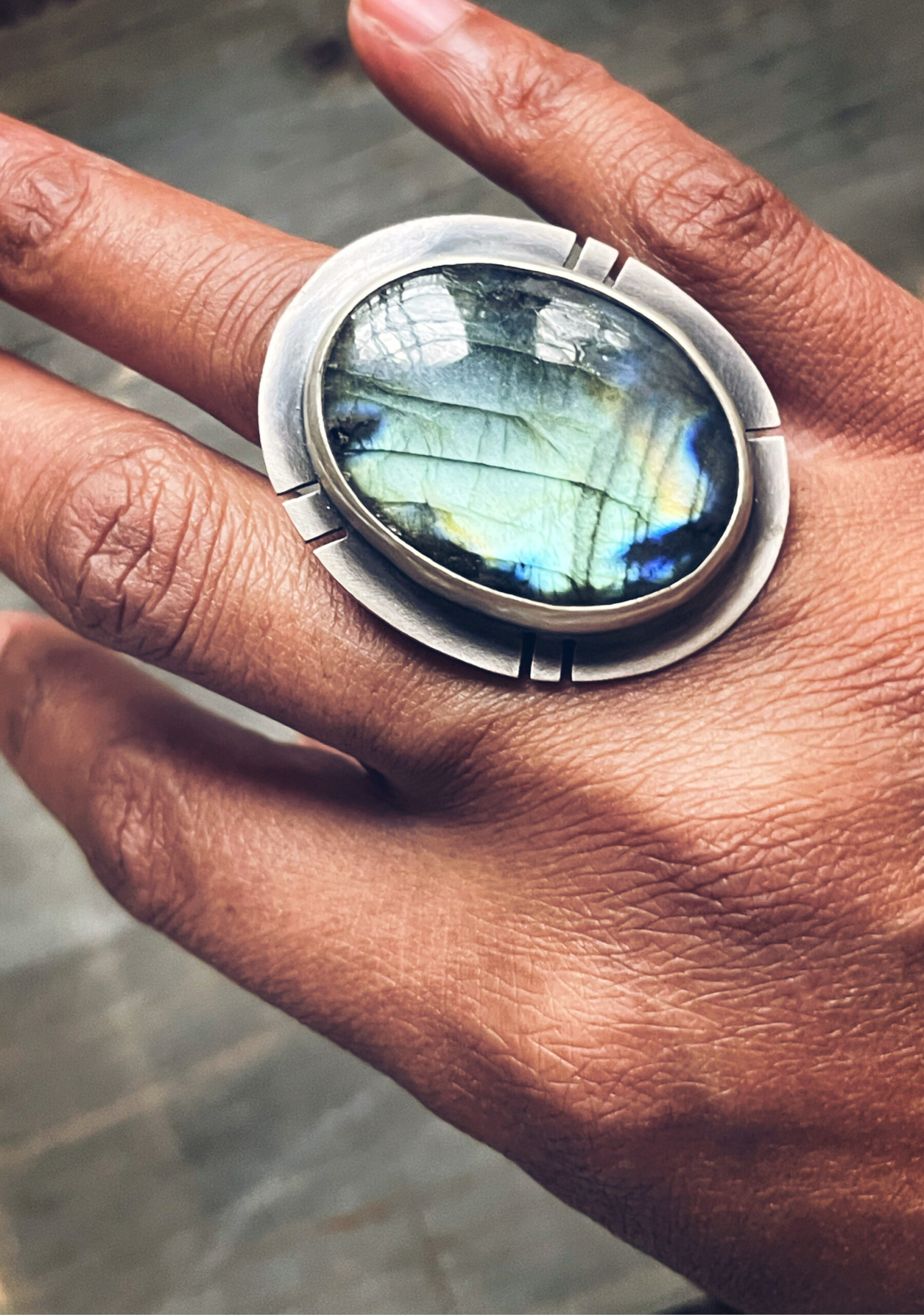 Labradorite Sterling Silver Ring - Image 3