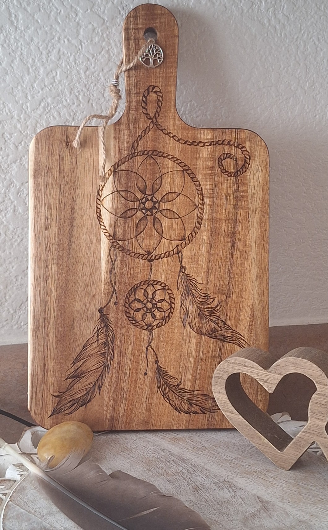 Acacia dreamcatcher cutting board - Image 3